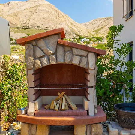 Mit Beheiztem Pool In Gracia Appartamento Stara Baška