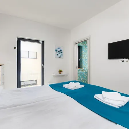 Mit Beheiztem Pool , 3x Sup Boards In Gracia Apartman Stara Baska