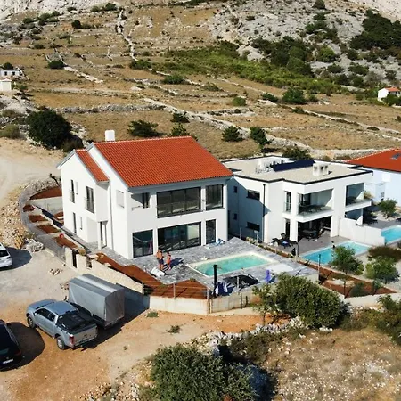 Mit Beheiztem Pool In Gracia