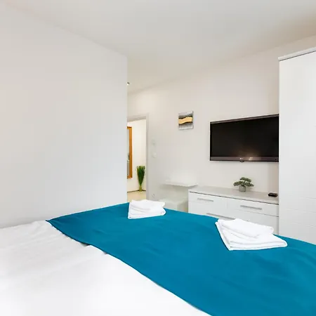 Апартаменты Mit Beheiztem Pool In Gracia *